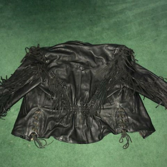 Leather black jacket and vest. - Picture 3 of 5